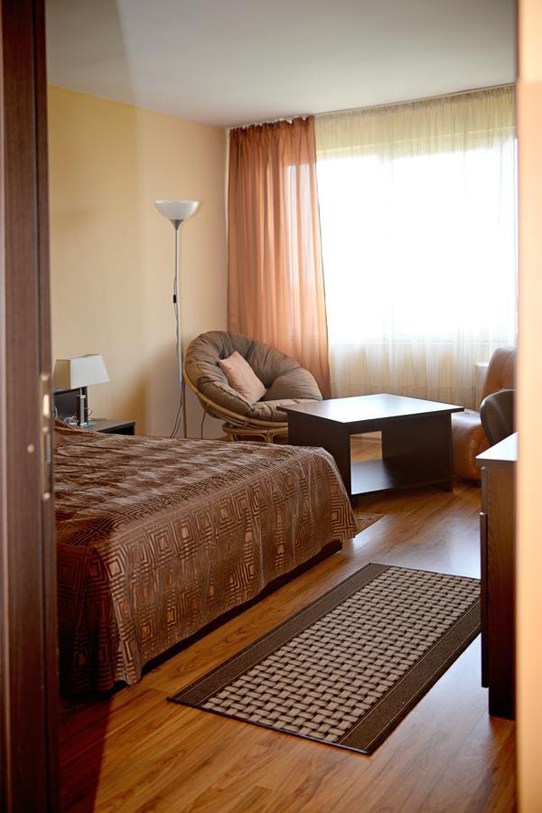 Family Art-Hotel Zora Vratsa エクステリア 写真
